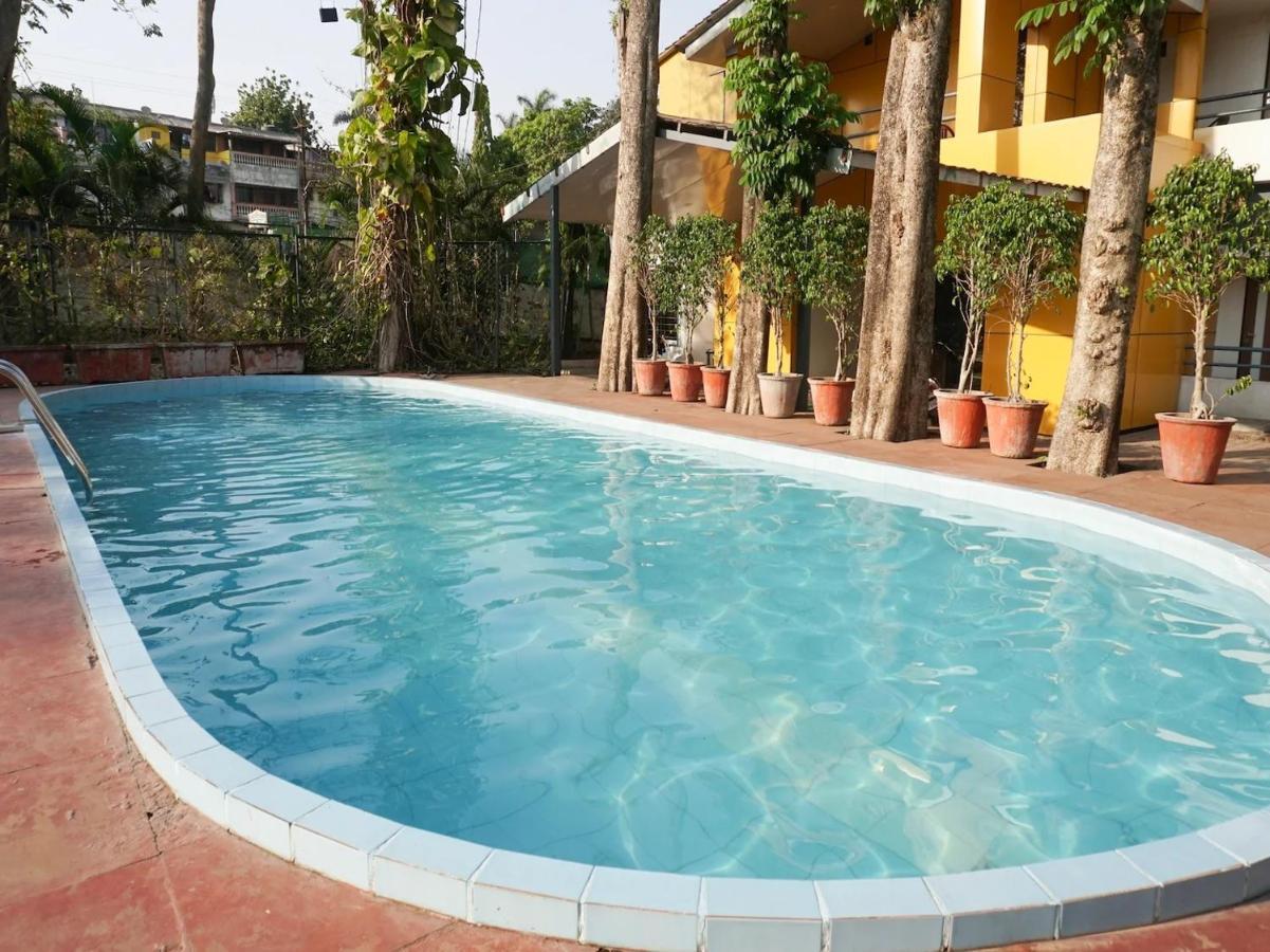 Sunshine Resort Лонавала Екстериор снимка
