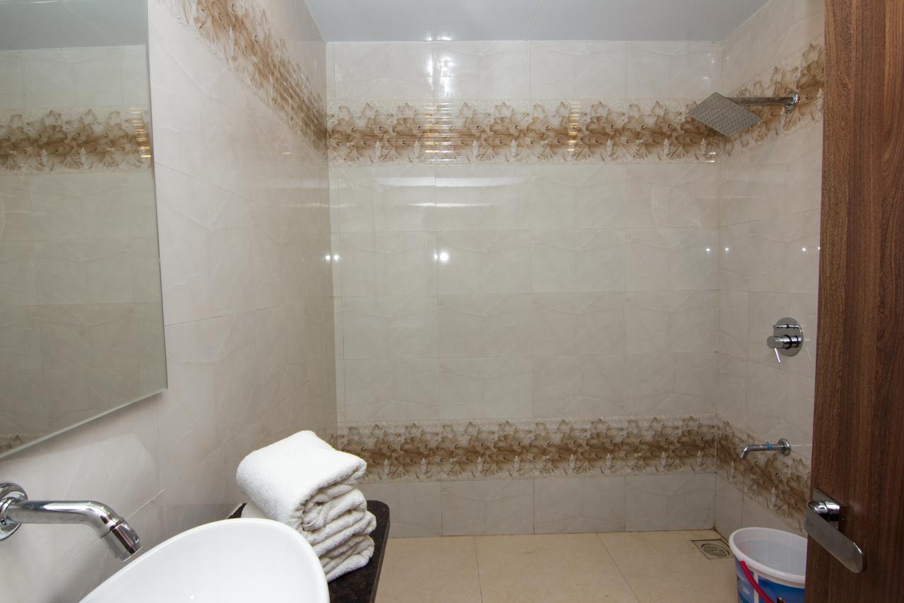 Sunshine Resort Лонавала Екстериор снимка