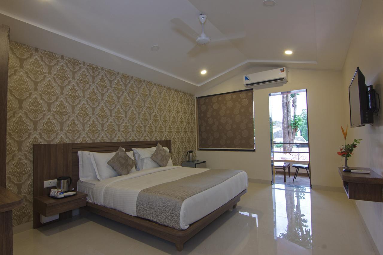 Sunshine Resort Лонавала Екстериор снимка